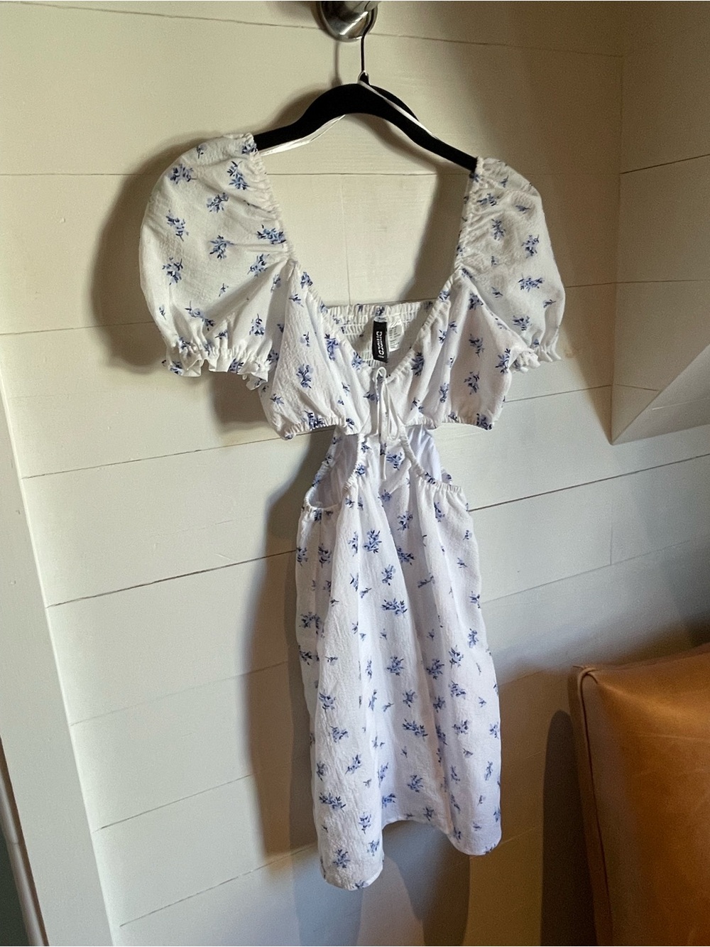 H&M White Dress with Blue Floral Print and Puff Sleeves